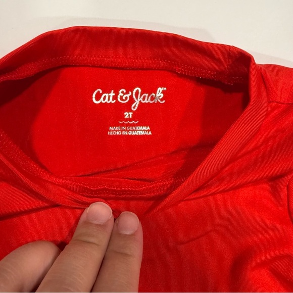 Cat & Jack Short Sleeve Rash Guard -2T - Picture 2 of 4